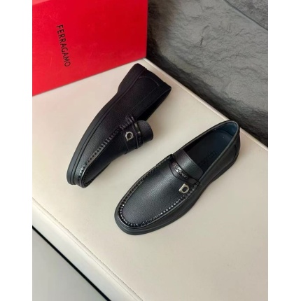 Ferragamo Men's Black Driver Leather Gancini Ornament Loafers